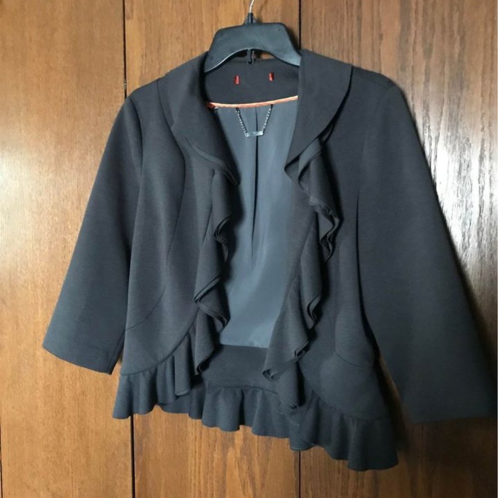 Barami Women’s High-Quality Gray Dress Jacket (Size Medium)